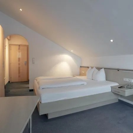 Bed & Breakfast Petit Madlein