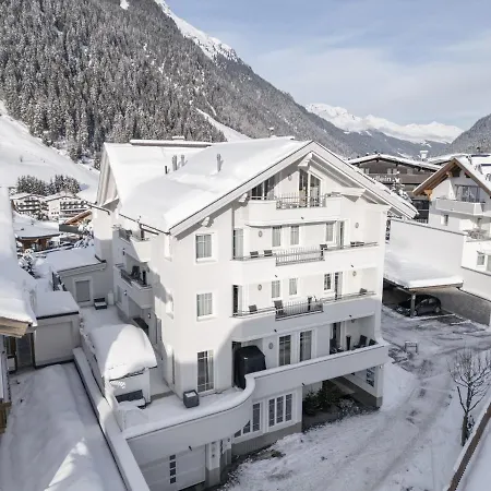 Bed & Breakfast Petit Madlein