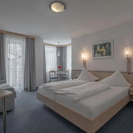 Petit Madlein Bed & Breakfast 4*