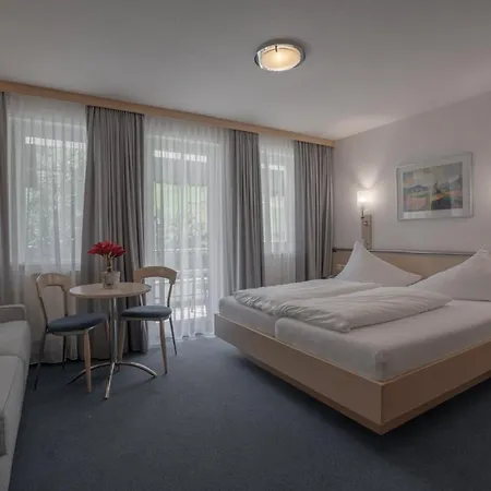 Bed & Breakfast Petit Madlein 4*